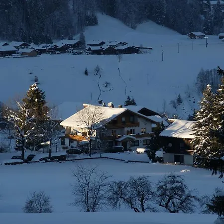 Alpenbluemchen Apts. Der Kornauer Stuben